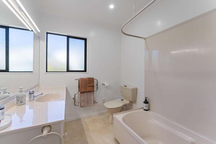 40 Arrowsmith Avenue Waipahihi_20