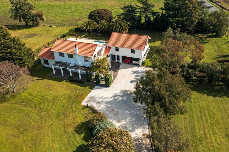 2 Neal Road Rarangi_25