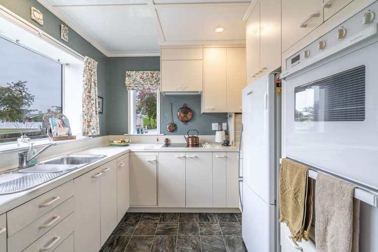 98 Chelmsford Street Windsor_5