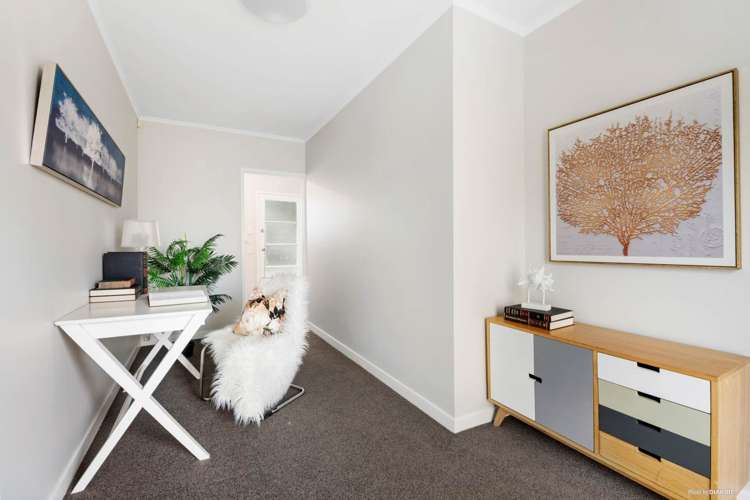 1/27 Raymond Terrace Northcote_12