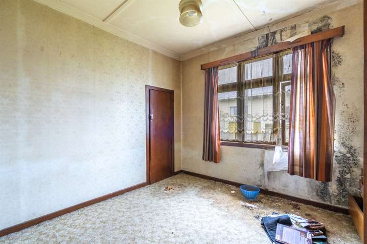 81 Main Street Mataura_7