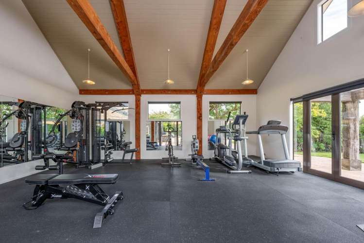 8 Foxglove Heights Wanaka_32