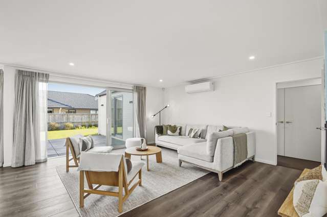 1 Kaurinui Crescent One Tree Point_1