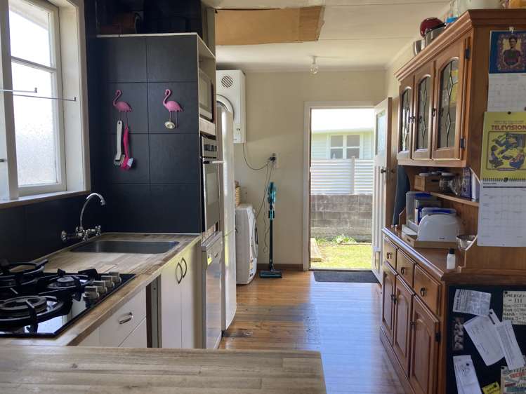 89 Broadway Waitara_20