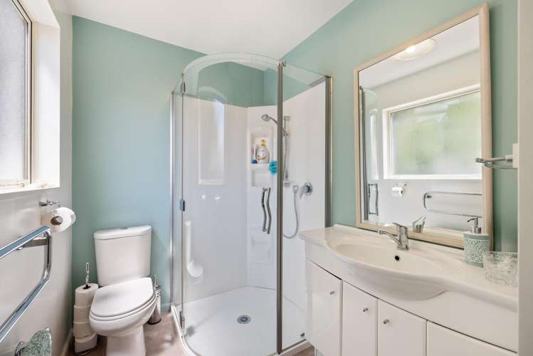 219 Coutts Island Road Coutts Island_9