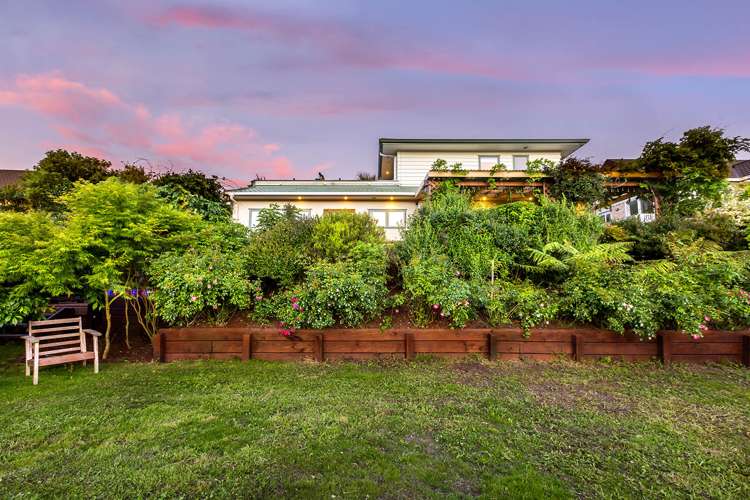 8 Ronald Scott Grove Riverstone Terraces_18