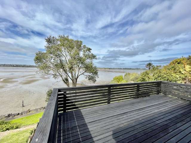 Stunning 5-Bedroom Waterfront Home in Takanini!