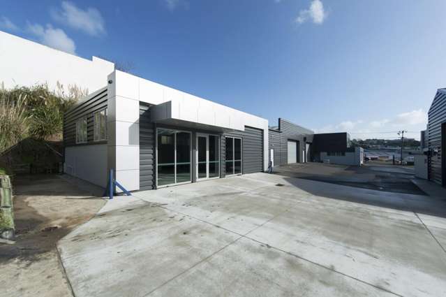 Unit D, 36 Hillside Road Wairau Valley_1