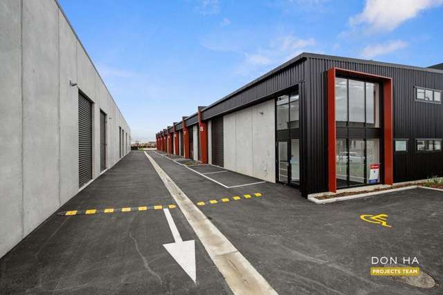 INDUSTRIAL UNITS IN BURBUSH, HAMILTON