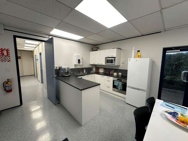 326 Church Street Penrose_5