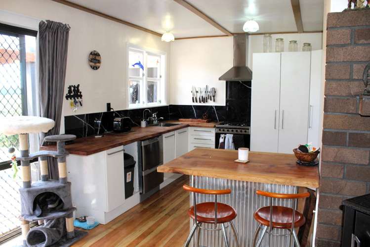 94 Glengarry Road Dannevirke_10