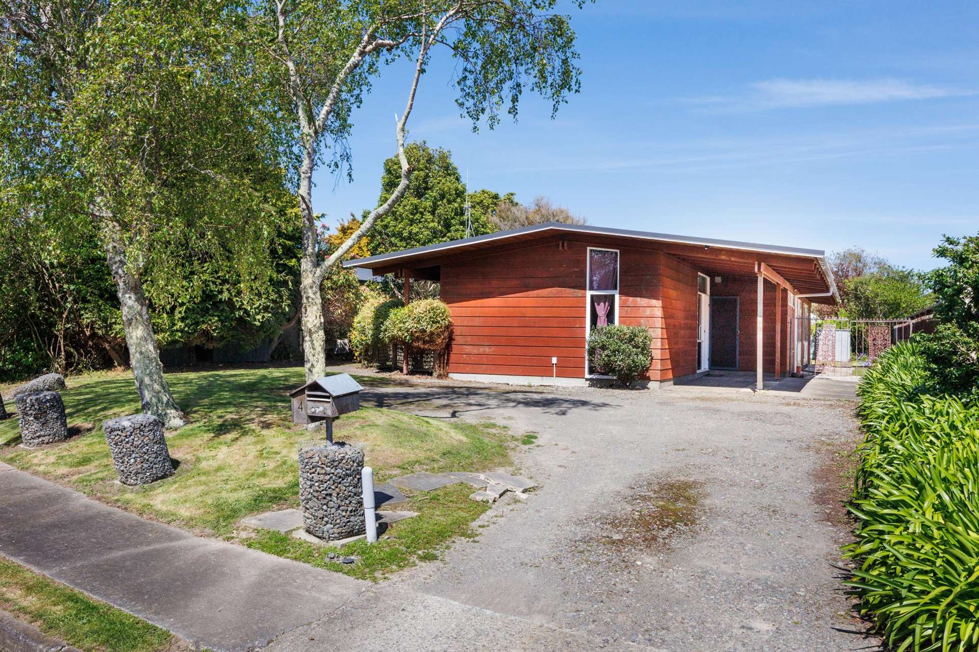 4 & 4A Viscount Place West End_0