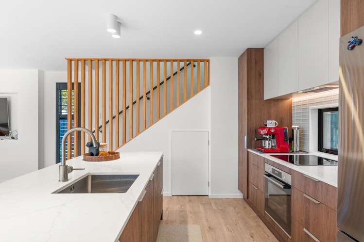 1/69 Bishop Street_4