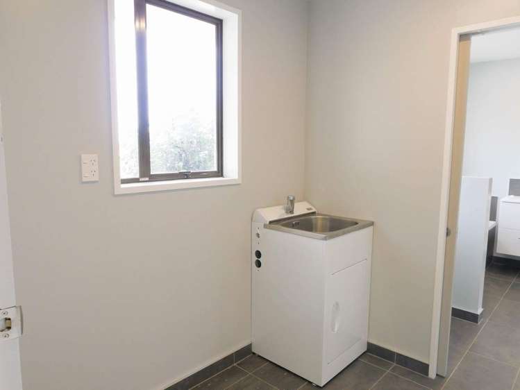 745 Upper Sefton Road Sefton_17