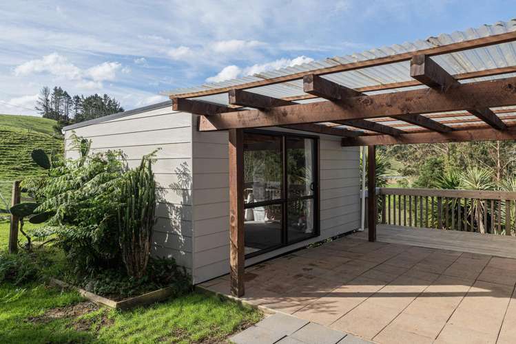 307 Whananaki North Road Opuawhanga_19