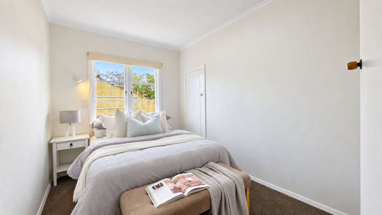 77 Devon street Glenholme_11