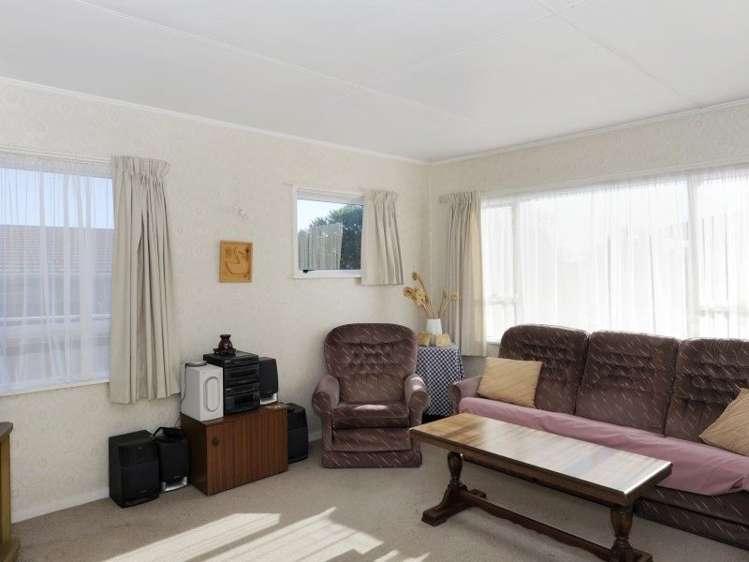 1/32 Cobham Crescent Stoke_1