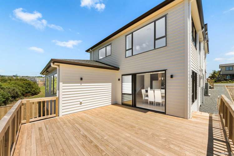 22 Castlebane Drive Flat Bush_20