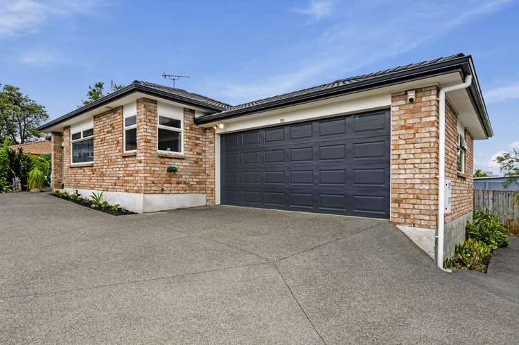 5b Doment Crescent Orewa_17