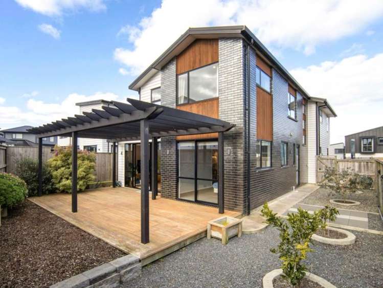 11 Picnic Point Road_2