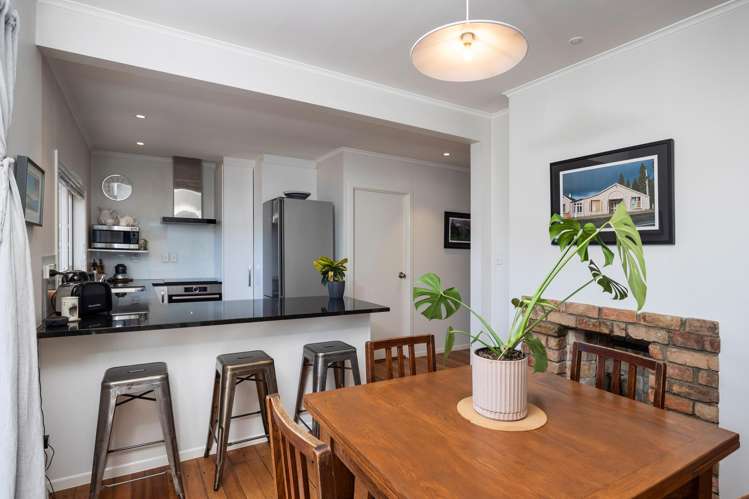 15 Maybeck Road Mount Albert_10