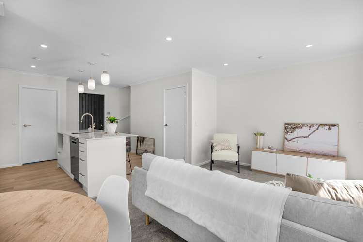 2/62 Bledisloe Crescent Wainuiomata_15