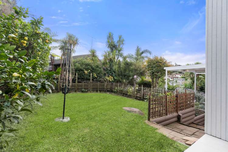 2/6 Bellbird Rise Murrays Bay_16