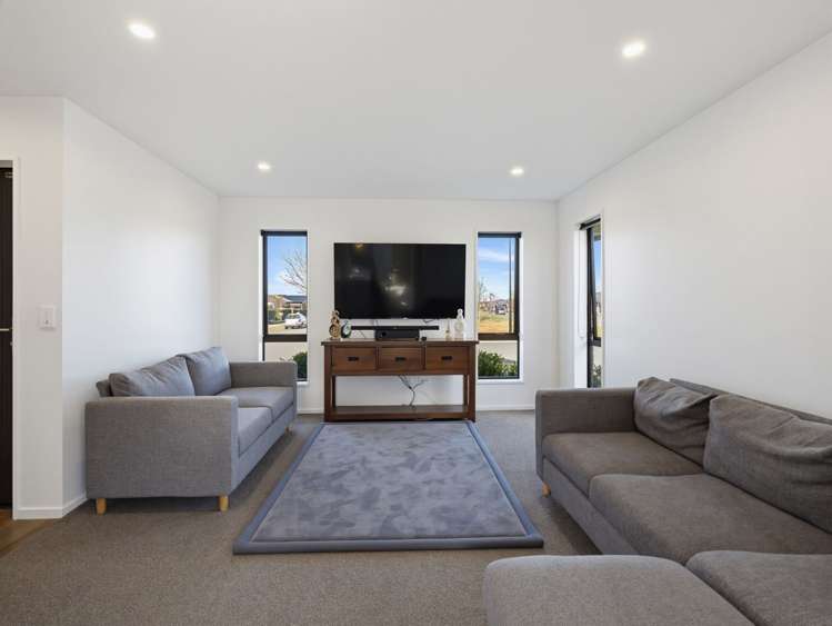 10 Kemble Drive_2