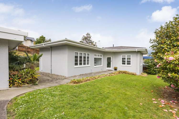 34 Rainforth Street Roslyn_23