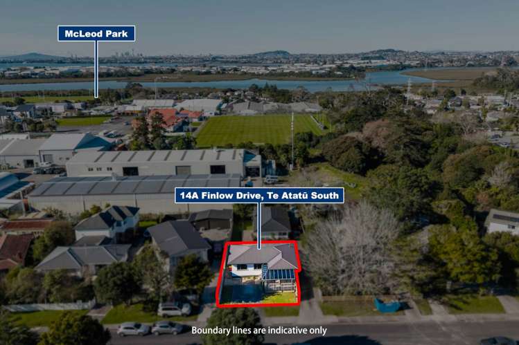 14A Finlow Drive Te Atatu South_16