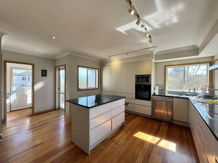 46 Tirimoana Road Te Atatu South_4