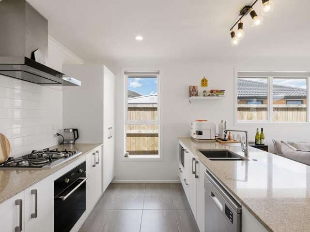 2/3 Paul Crescent Fairfield_3