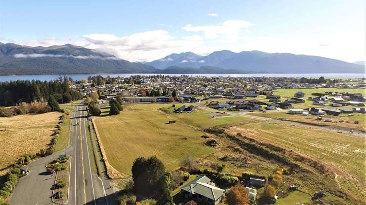 Te Anau has stunning scenery, but property prices in the lakeside town are much more affordable than those in neighbouring Queenstown. Photo / Getty images