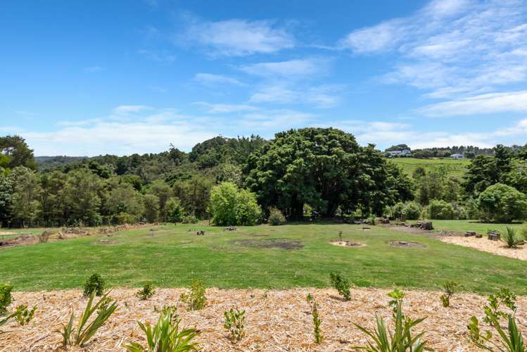 8 Parua Cemetery Road Parua Bay_47