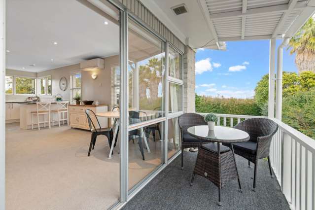 2/2 Pine Terrace Howick_4