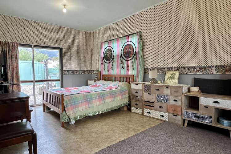 56 McGill Street Waimangaroa_15