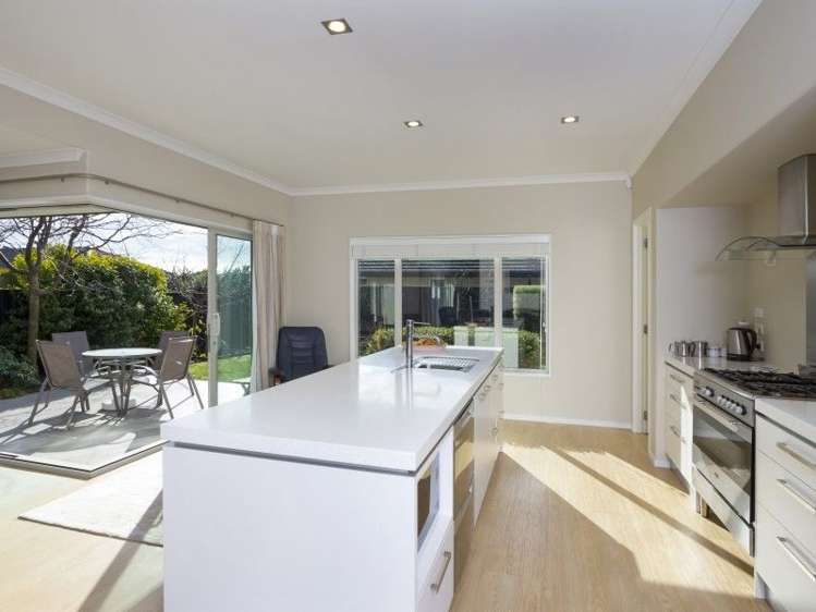 51 Champion Road Richmond_4