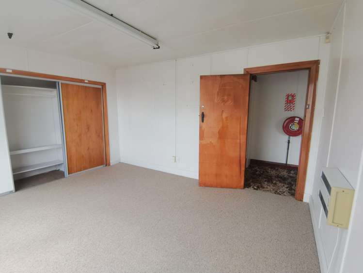 17 Sewell Street Hokitika_19