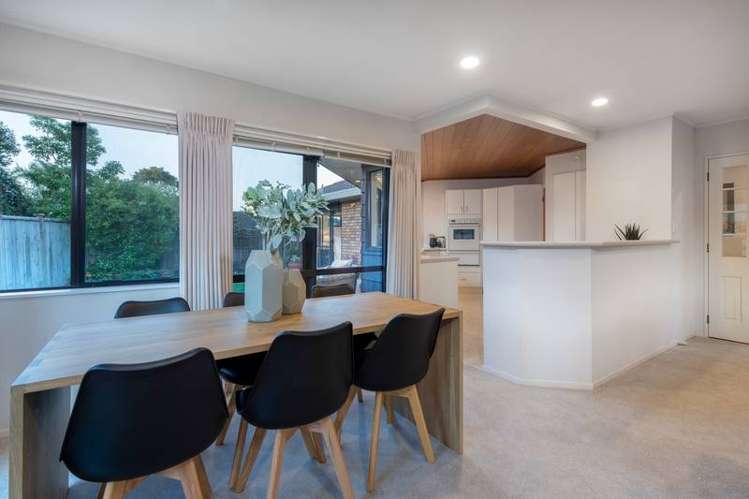 4/12 Stratford Avenue Milford_23