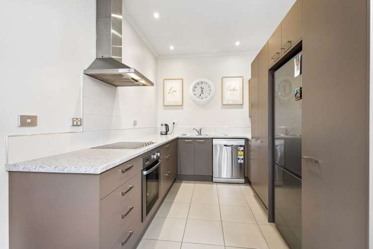 41 Mandival Avenue Flat Bush_7