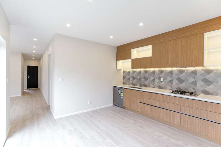 11 Horokaka Street Massey_15