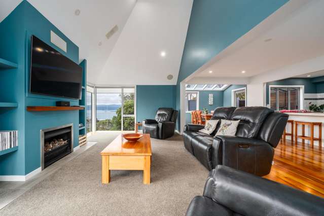Entertain, Unwind & Enjoy Life with Harbour Views