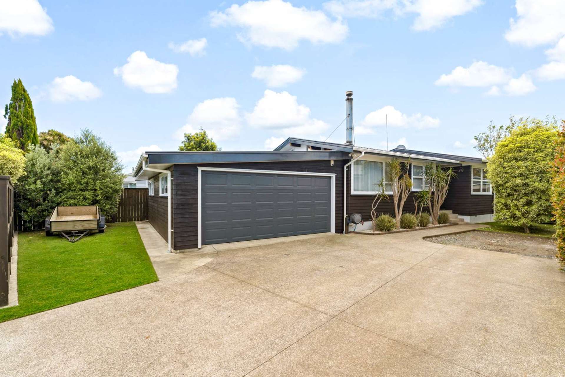 6 Clinton Avenue Te Atatu Peninsula_0