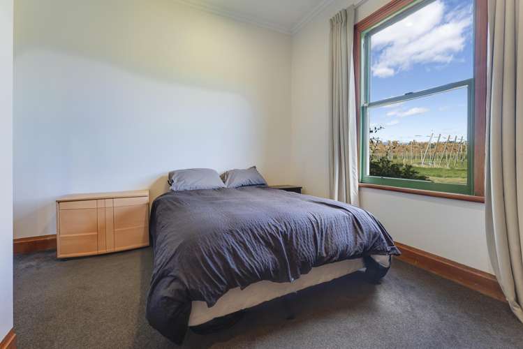 355 Main Rd Spring Grove Wakefield_17