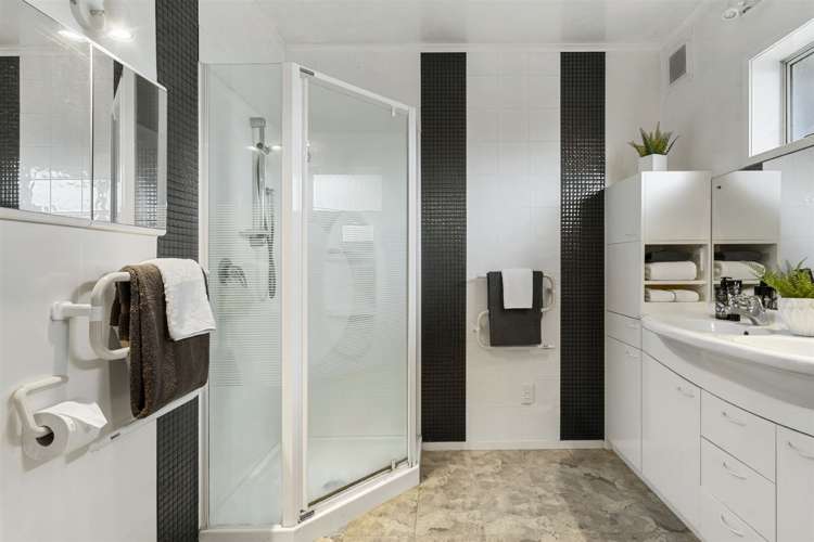 316 Hurstmere Road Takapuna_18