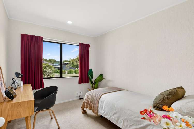 4 Woodford Heights Havelock North_11