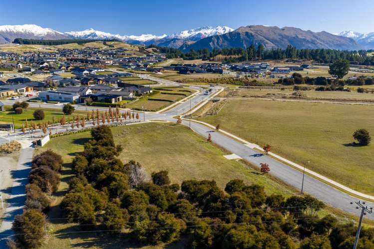 2 Radiata Drive Albert Town_2