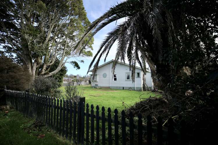 1 Childs Avenue Pukekohe_9