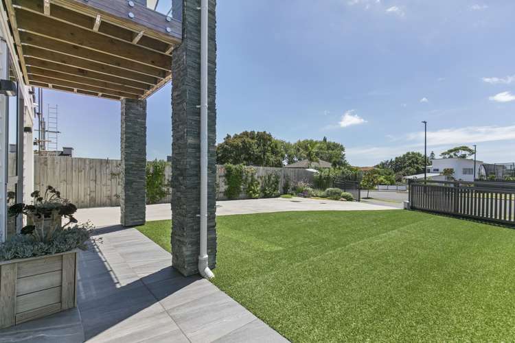 15 Atalanta Way Beachlands_34