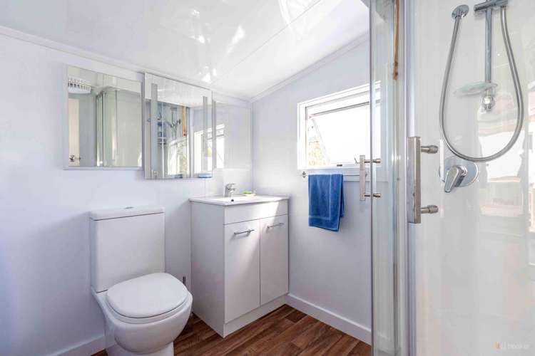 6 Sutter Street Seaview_10